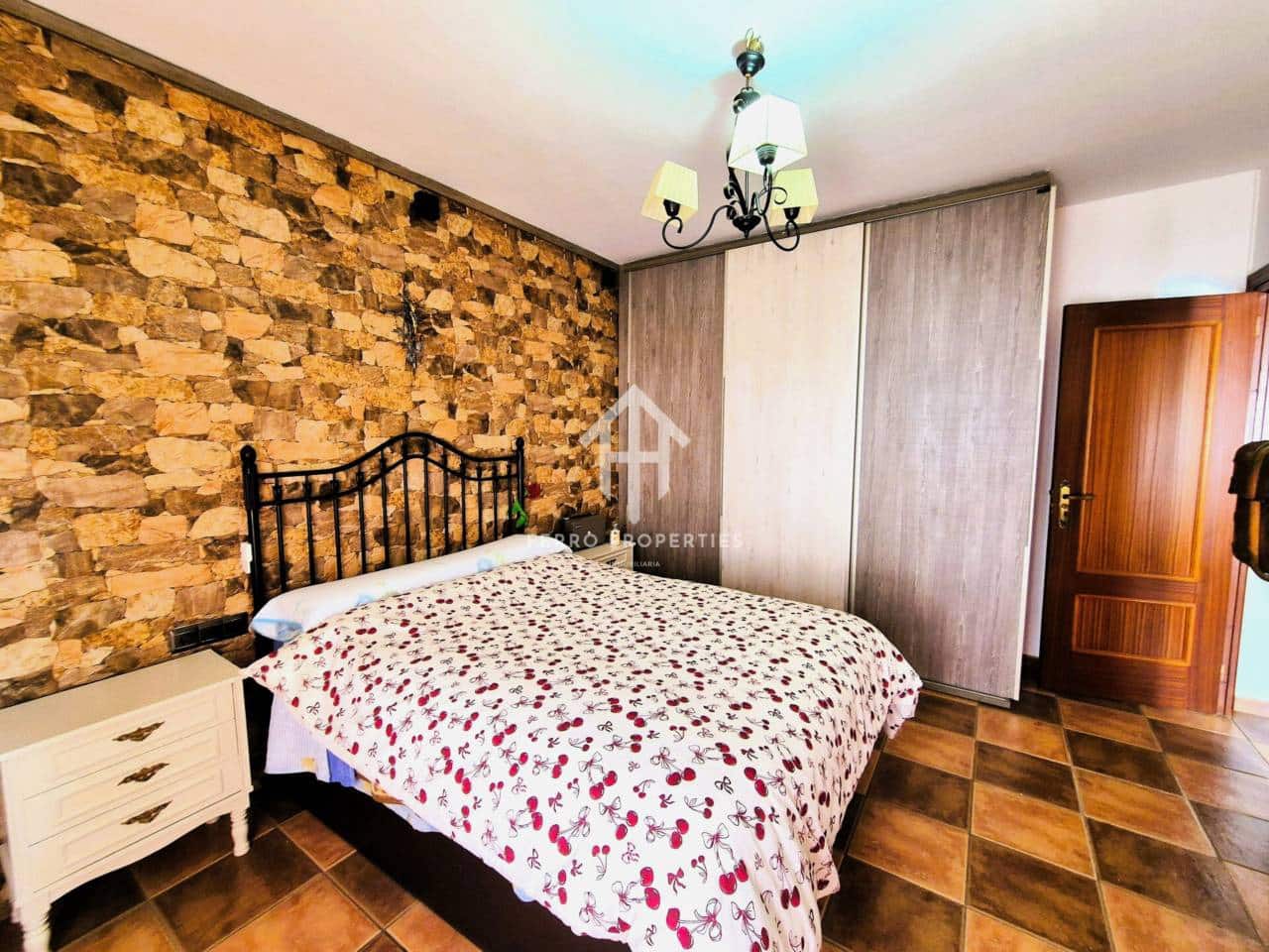 3 soveværelse Byhus til salg i Ventorros de Balerma med garage - € 260.000 (Ref: 9665736)