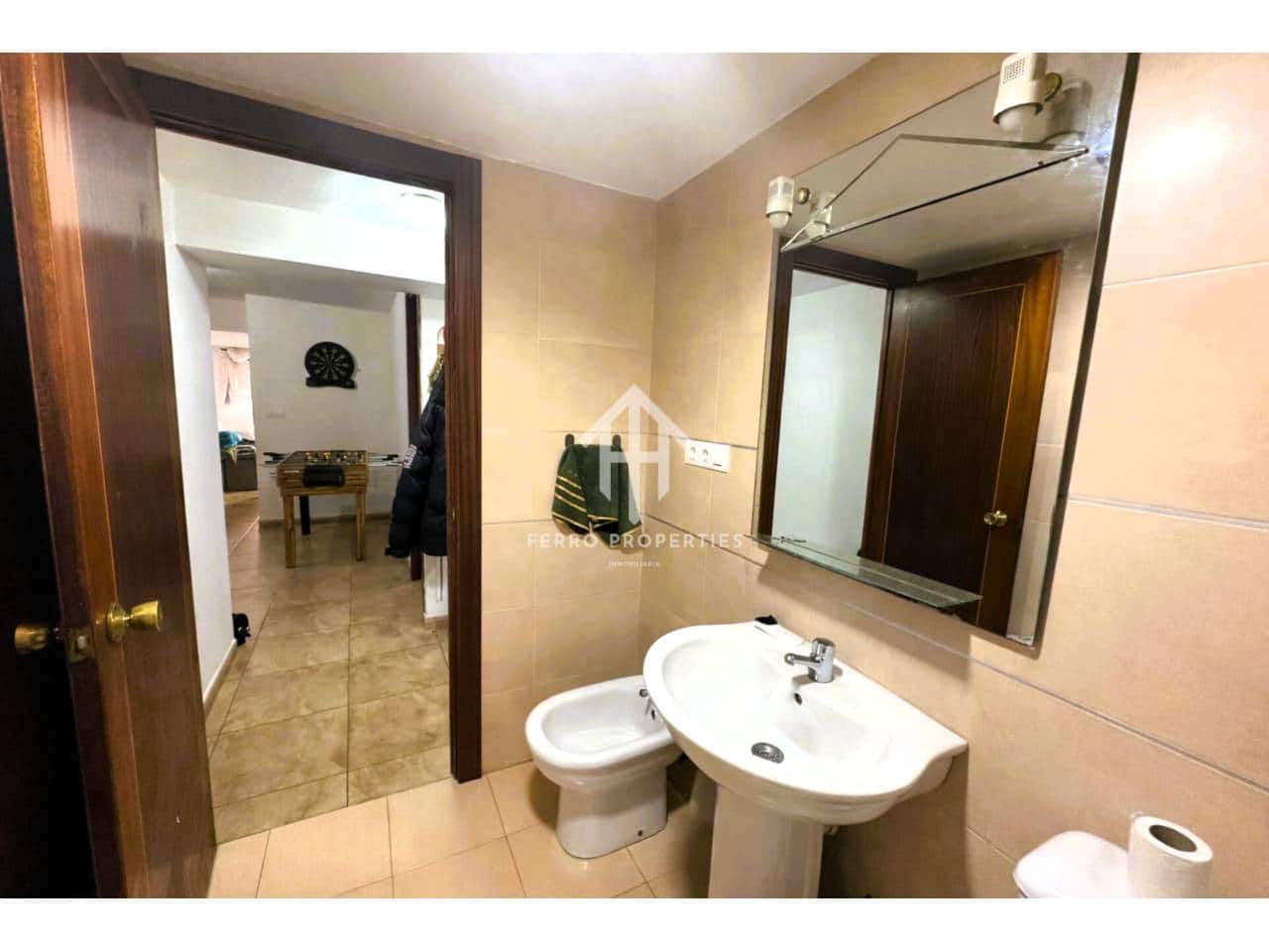 2 makuuhuone Asunto myytävänä paikassa Loja - 75 000 € (Ref: 9673729)