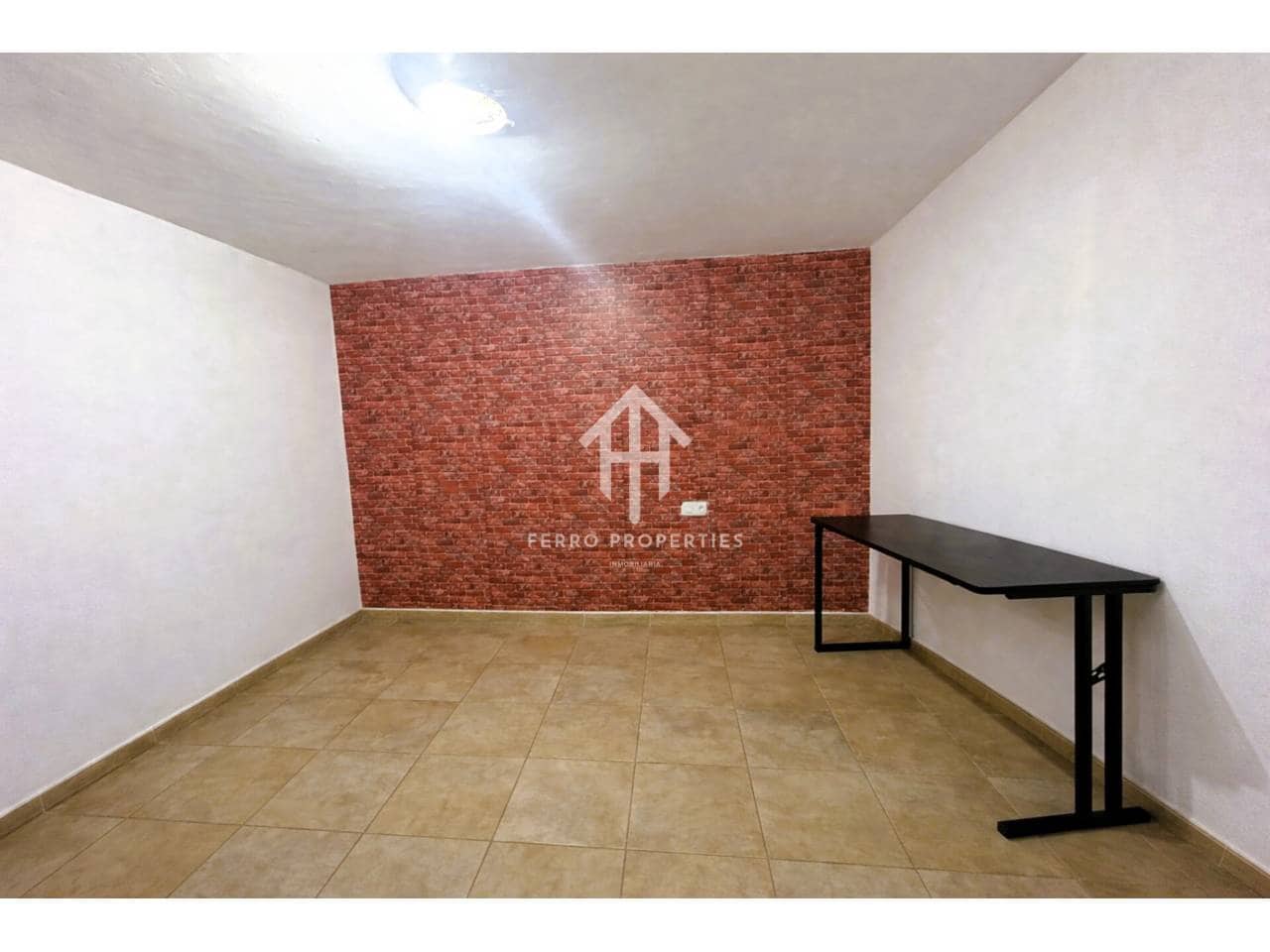 2 makuuhuone Asunto myytävänä paikassa Loja - 75 000 € (Ref: 9673729)