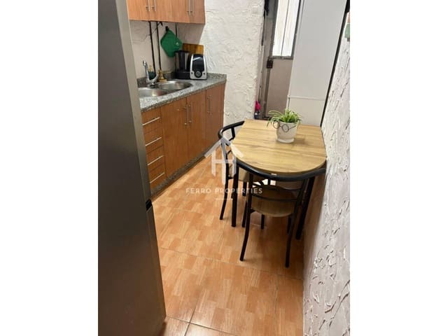 Piso de 2 habitaciones en Rute en venta - 69.900 € (Ref: 9688747)