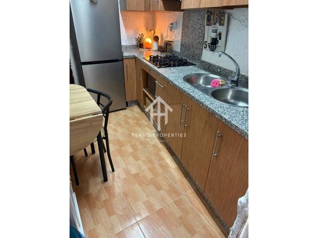Piso de 2 habitaciones en Rute en venta - 69.900 € (Ref: 9688747)