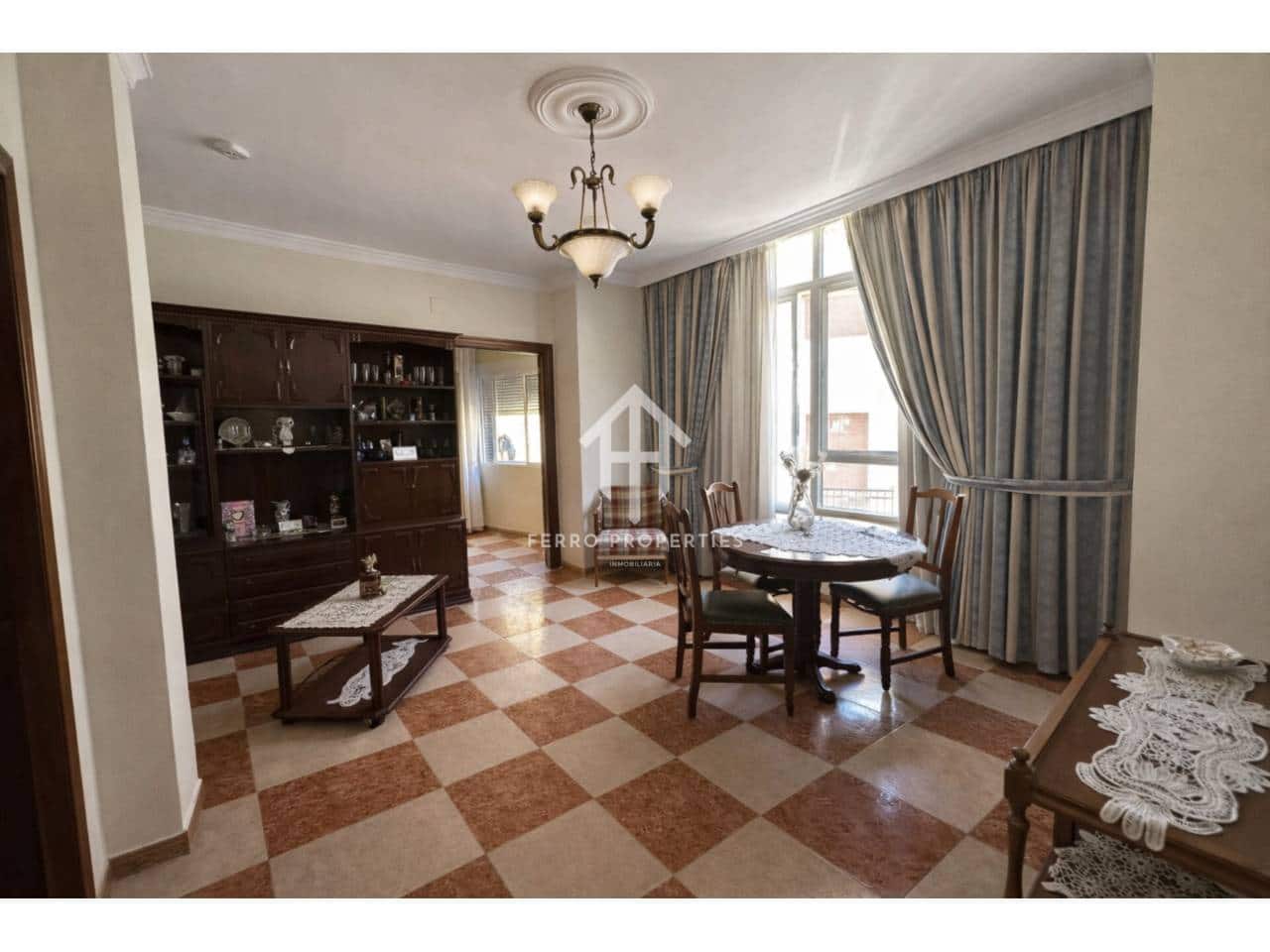 3 slaapkamer Flat te koop in Loja - € 67.000 (Ref: 9688748)