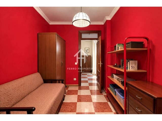 3 slaapkamer Flat te koop in Loja - € 67.000 (Ref: 9688748)