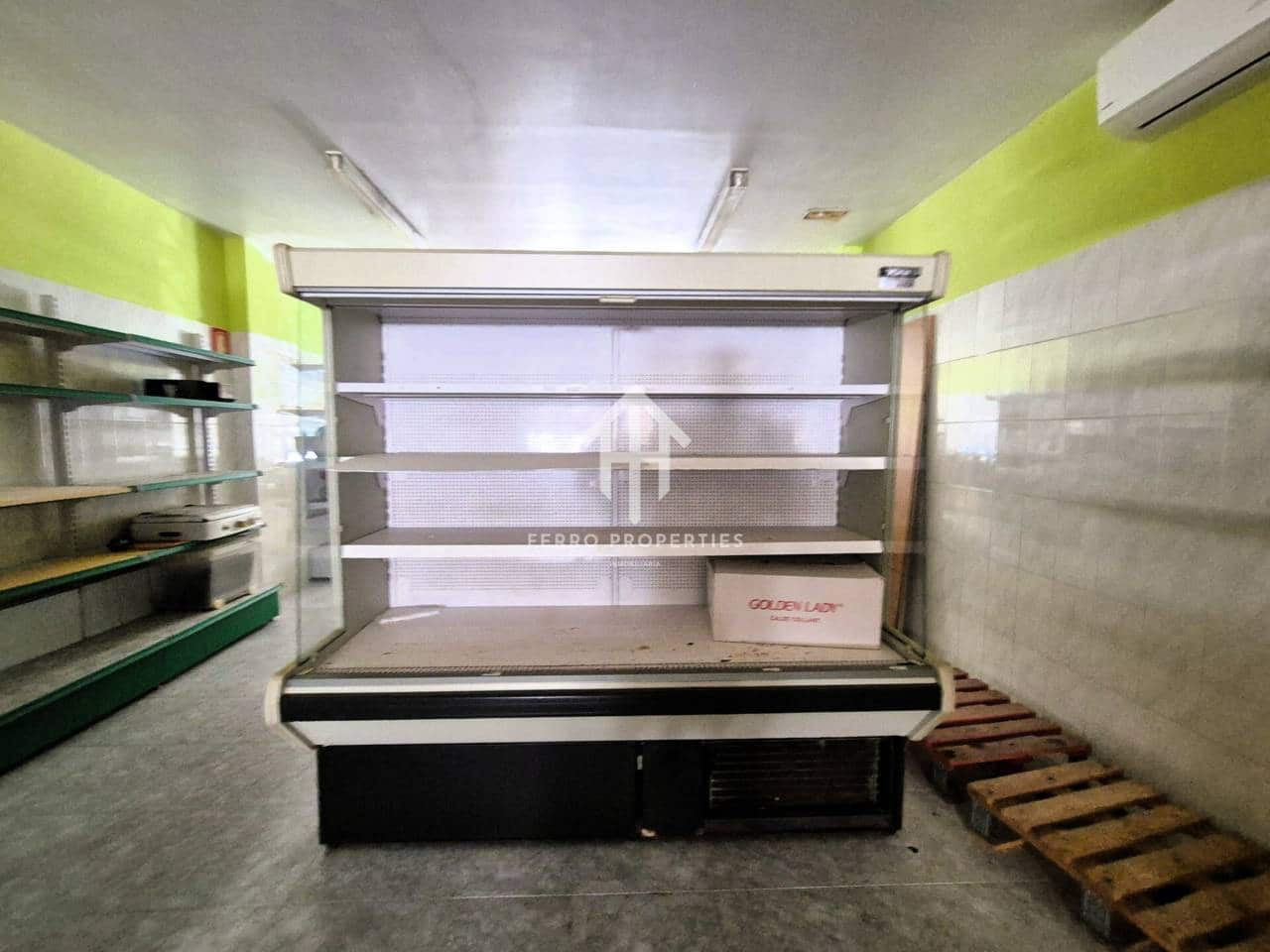 Commercial for rent in Loja - € 350 (Ref: 9694600)