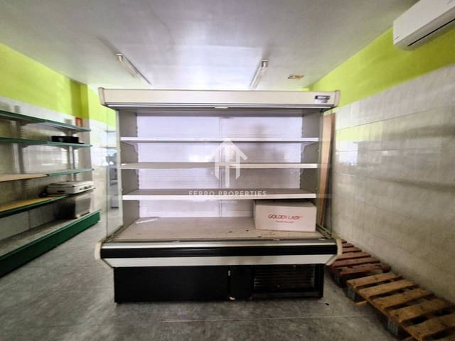 Commercial for rent in Loja - € 350 (Ref: 9694600)