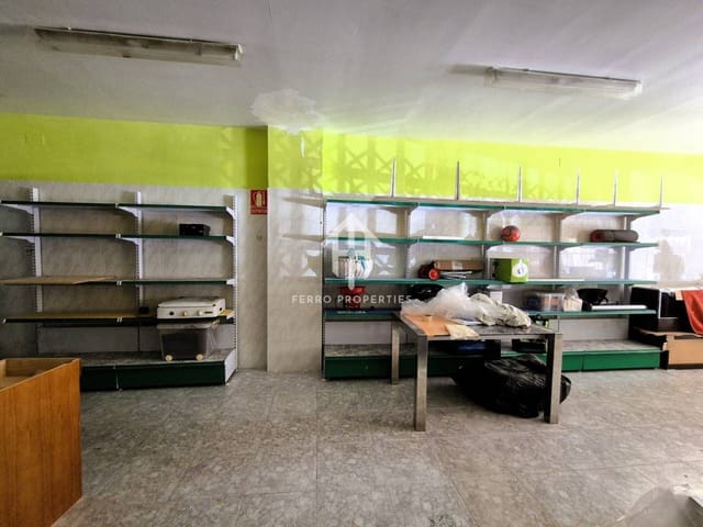 Commercial for rent in Loja - € 350 (Ref: 9694600)