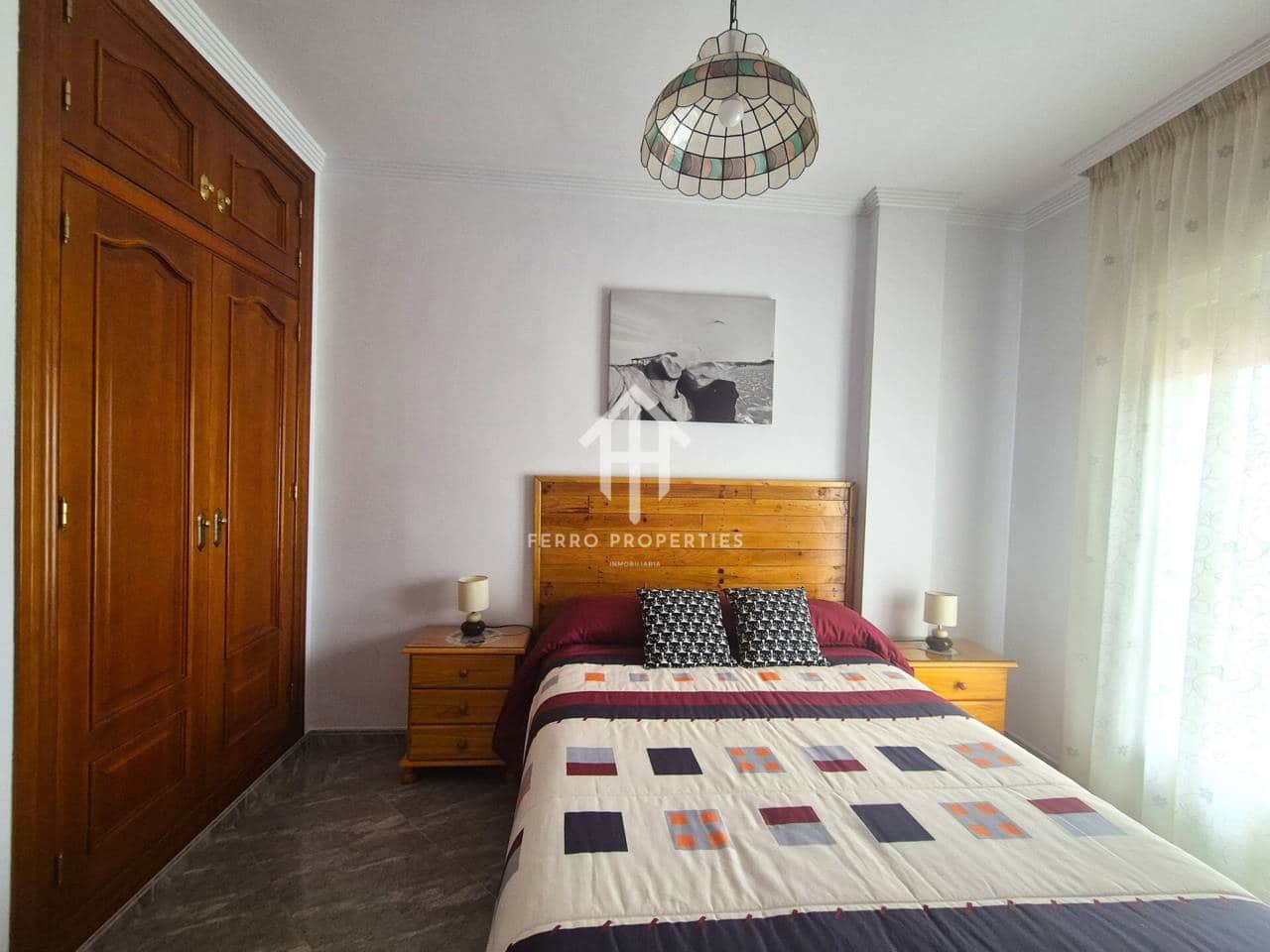 5 bedroom Villa for sale in Loja with garage - € 259,900 (Ref: 9694601)