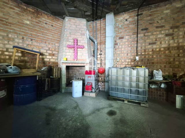 Chalet de 5 habitaciones en Loja en venta con garaje - 259.900 € (Ref: 9694601)