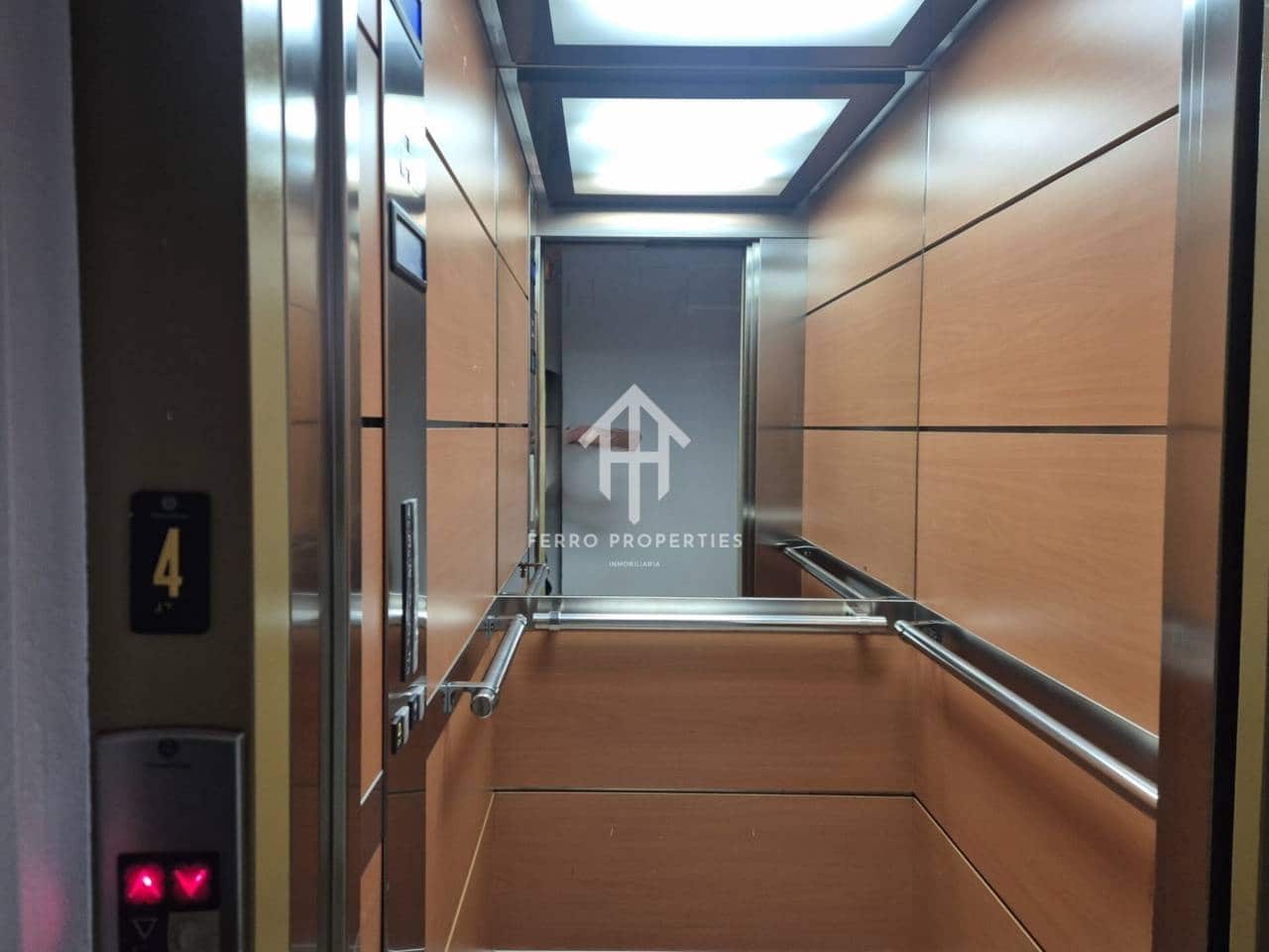 3 bedroom Flat for sale in Loja with garage - € 129,900 (Ref: 9697954)