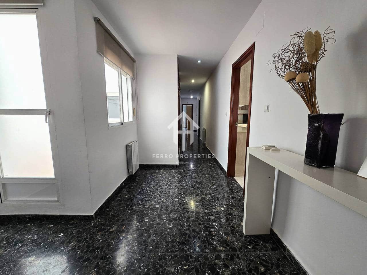 3 camera da letto Appartamento da affittare in Loja con garage - 700 € (Rif: 9726261)