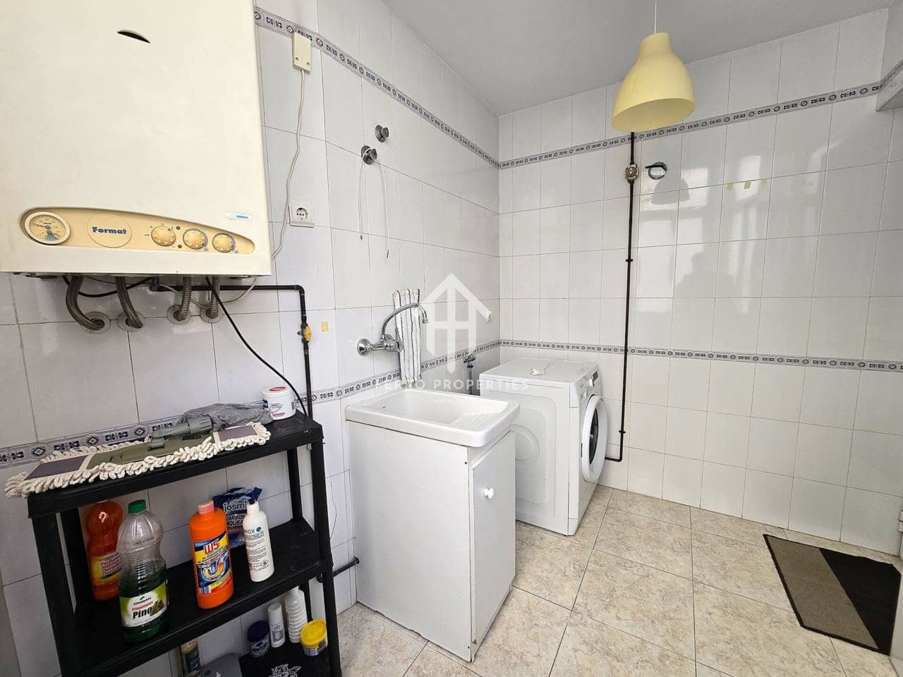 3 camera da letto Appartamento da affittare in Loja con garage - 700 € (Rif: 9726261)