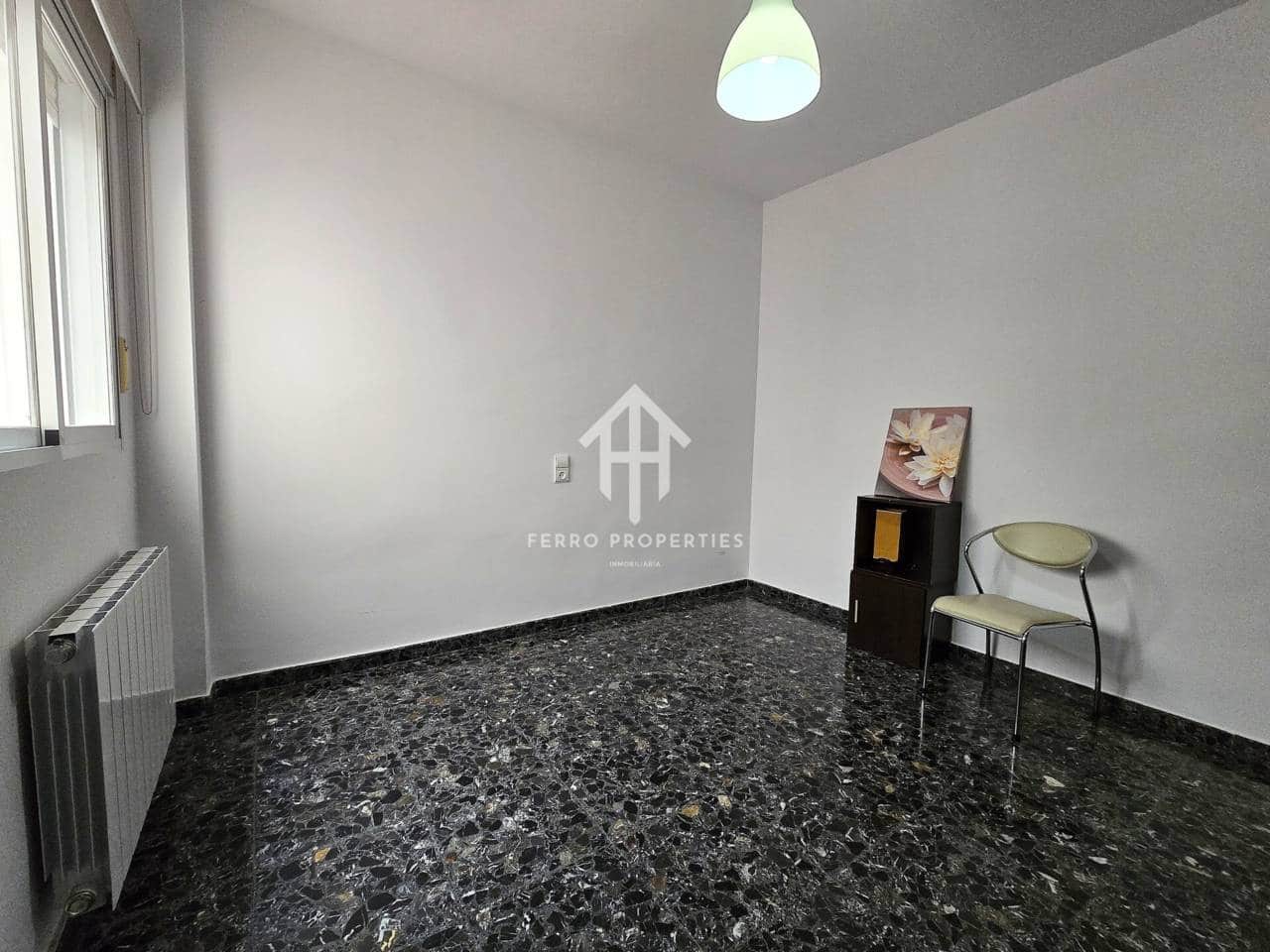 3 camera da letto Appartamento da affittare in Loja con garage - 700 € (Rif: 9726261)