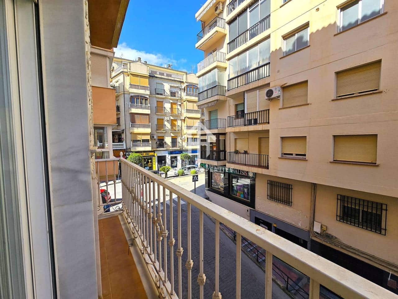 3 camera da letto Appartamento da affittare in Loja con garage - 700 € (Rif: 9726261)