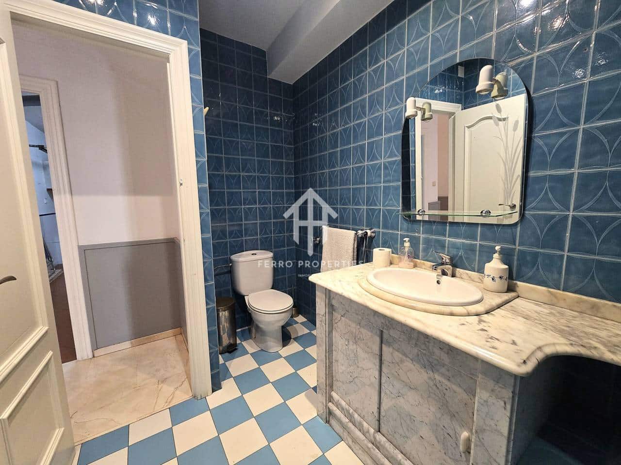 3 slaapkamer Villa te huur in Loja met garage - € 850 (Ref: 9737783)