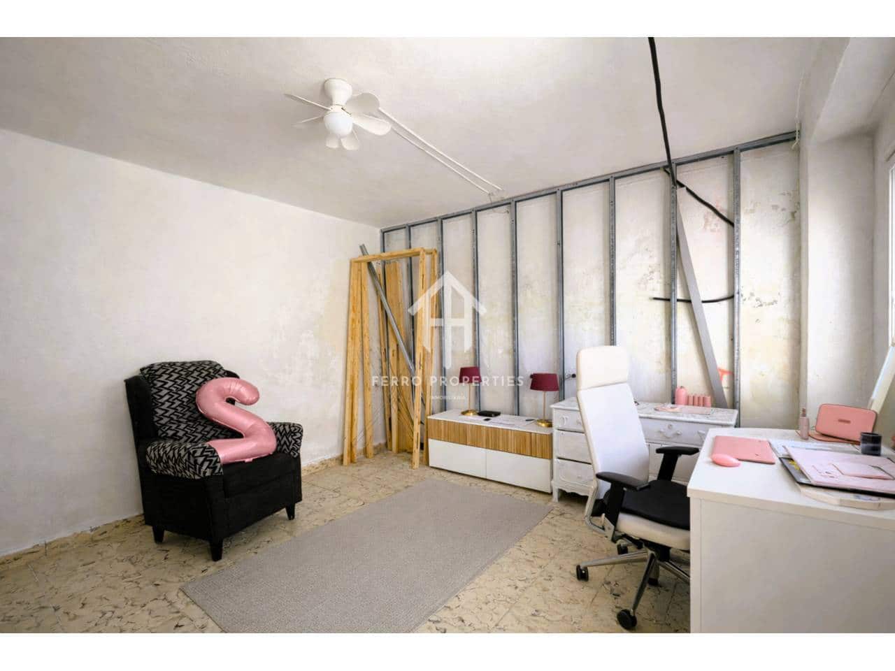 3 bedroom Townhouse for sale in Loja - € 86,000 (Ref: 9743141)