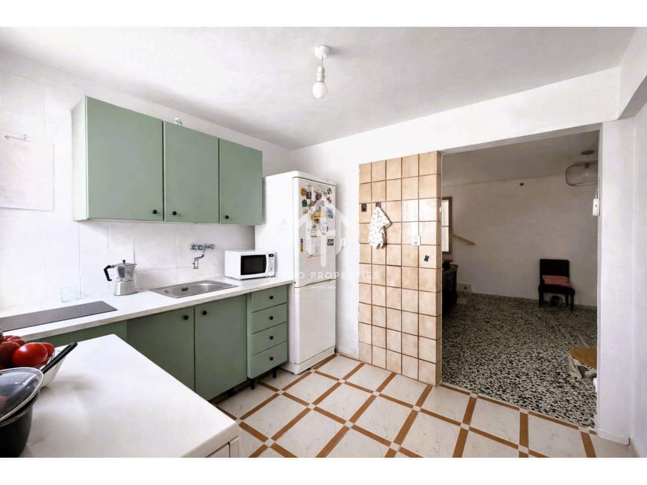 3 bedroom Townhouse for sale in Loja - € 86,000 (Ref: 9743141)