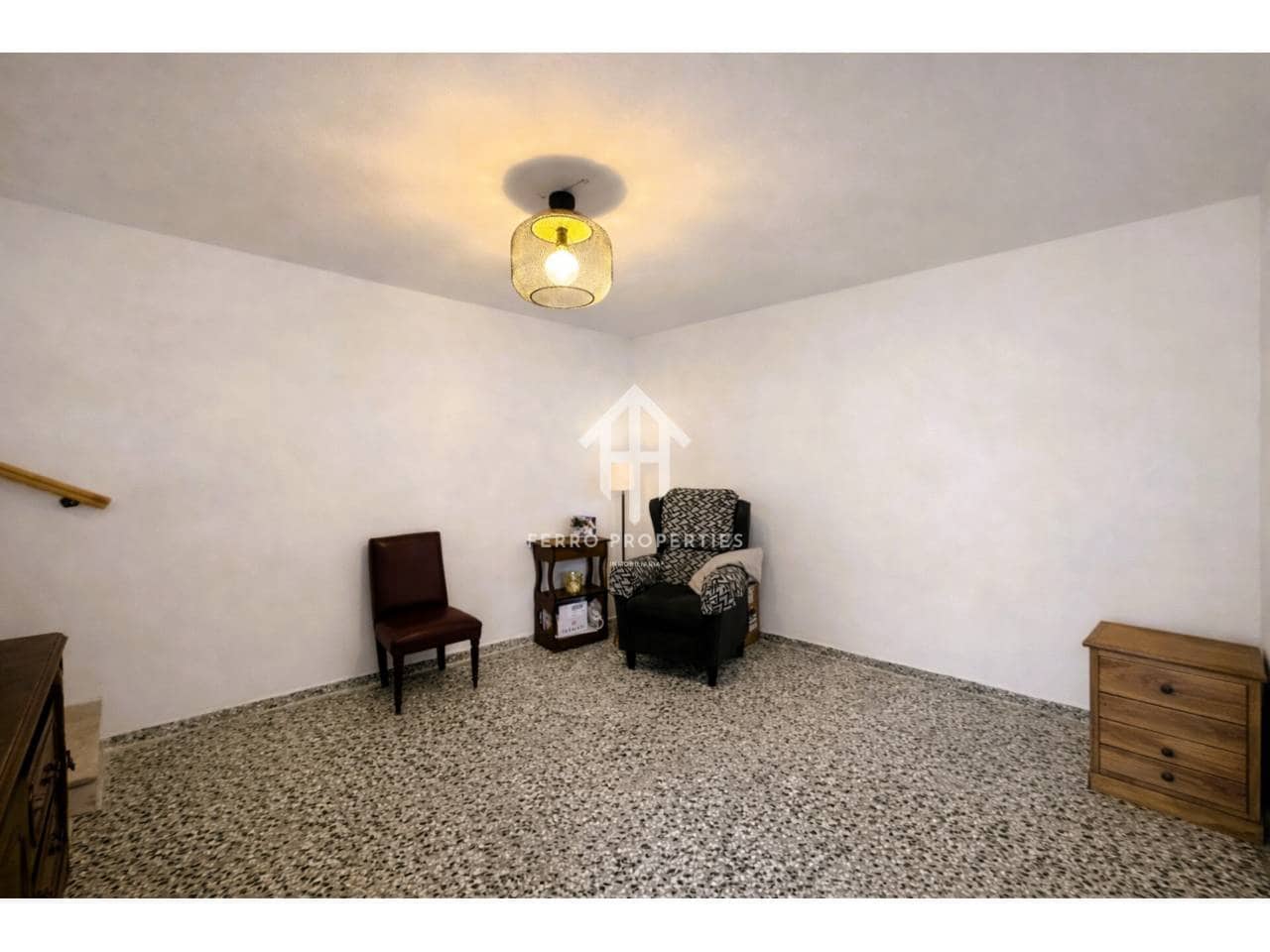 3 bedroom Townhouse for sale in Loja - € 86,000 (Ref: 9743141)