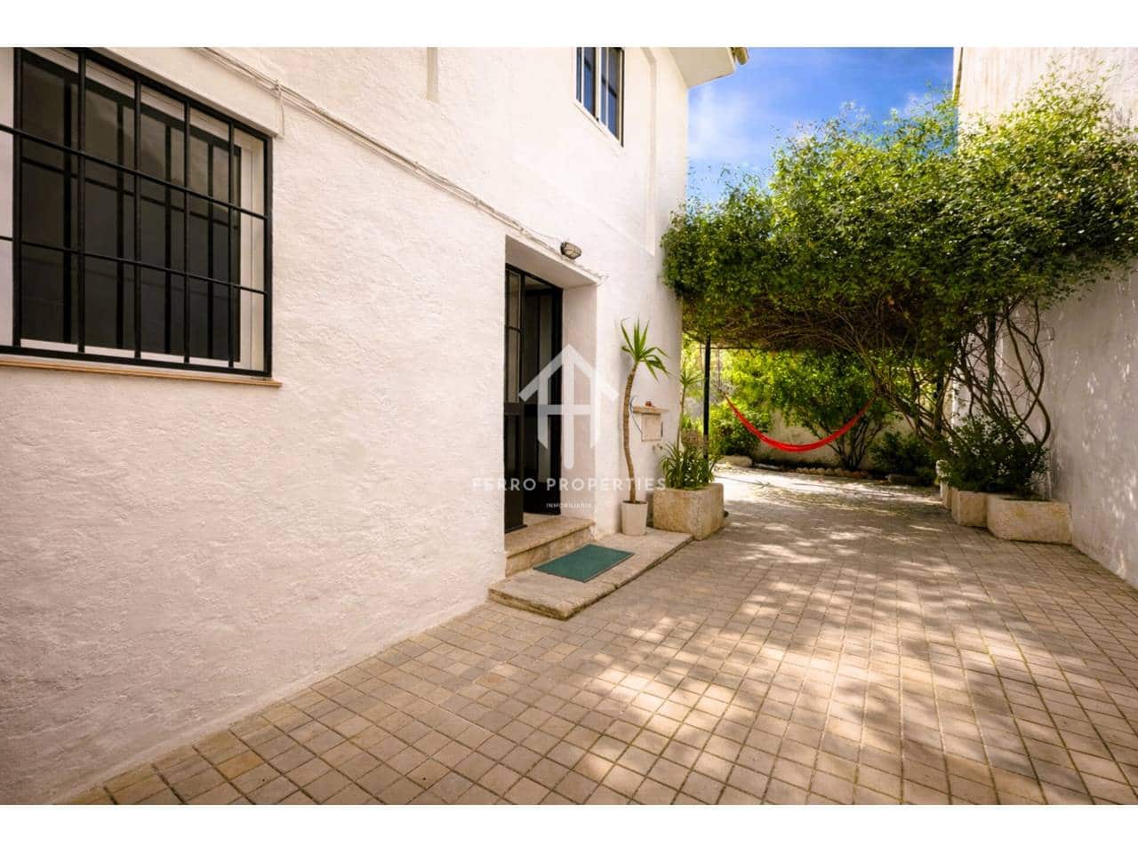 3 bedroom Townhouse for sale in Loja - € 86,000 (Ref: 9743141)