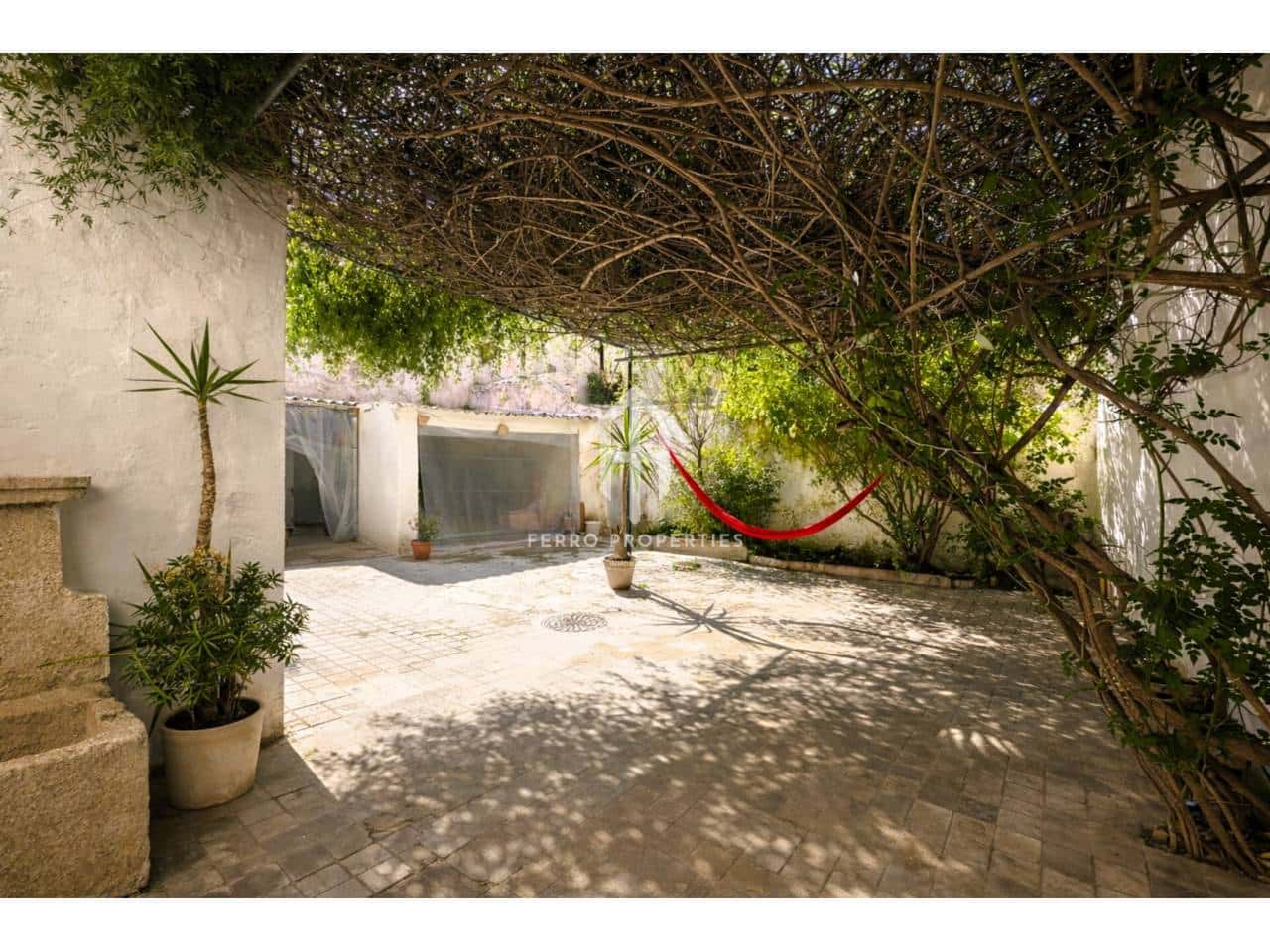 3 bedroom Townhouse for sale in Loja - € 86,000 (Ref: 9743141)