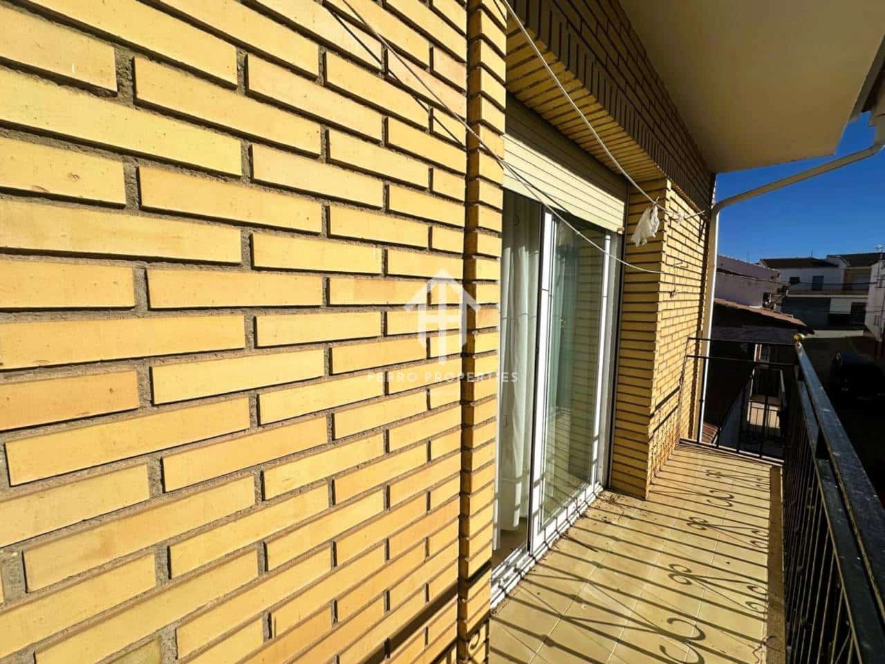 2 bedroom Flat for rent in Salar with garage - € 550 (Ref: 9751524)