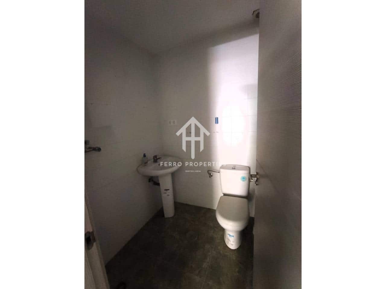 1 sypialnia Komercyjne na sprzedaż w Loja z garażem - 140 000 € (Ref: 9755191)