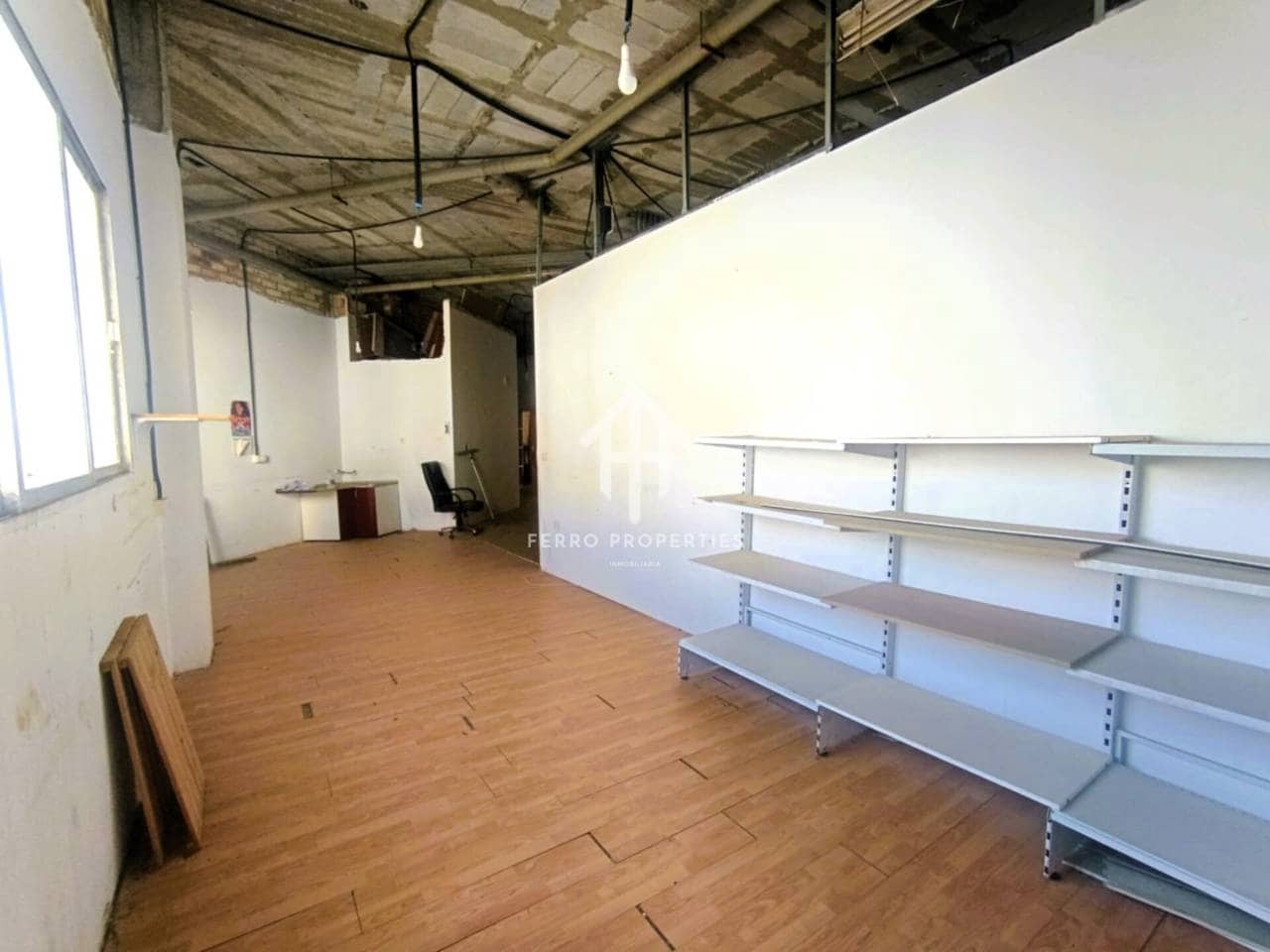 1 sypialnia Komercyjne na sprzedaż w Loja z garażem - 140 000 € (Ref: 9755191)