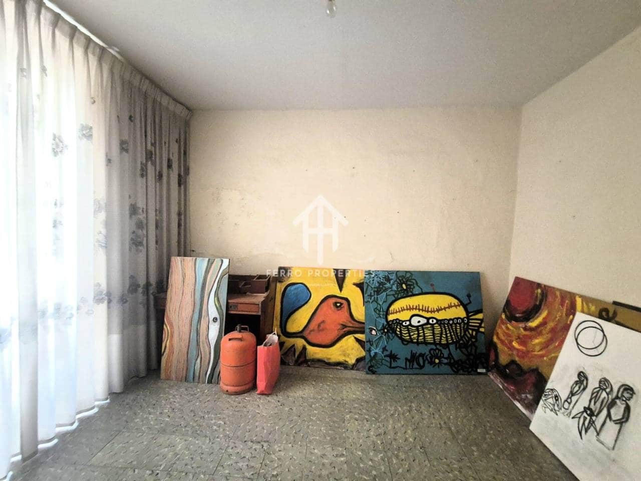 5 soveværelse Byhus til salg i Loja - € 67.500 (Ref: 9755192)