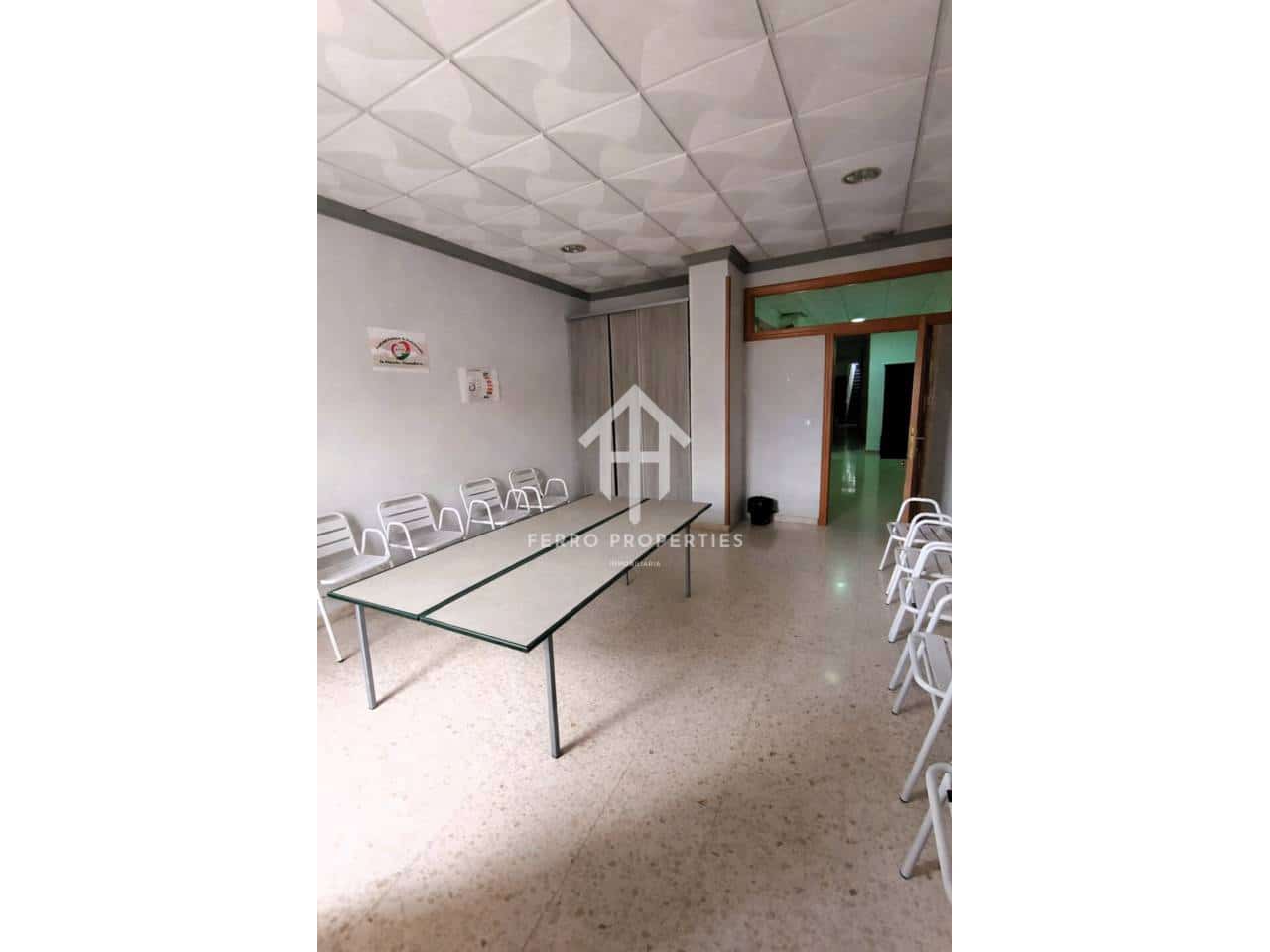 Commerciale in vendita in Loja - 82.500 € (Rif: 9758328)