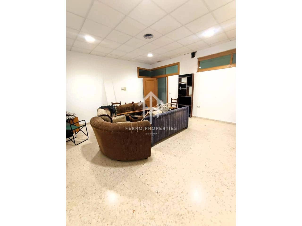 Kaupallinen vuokrattavana paikassa Loja - 150 € (Ref: 9758329)