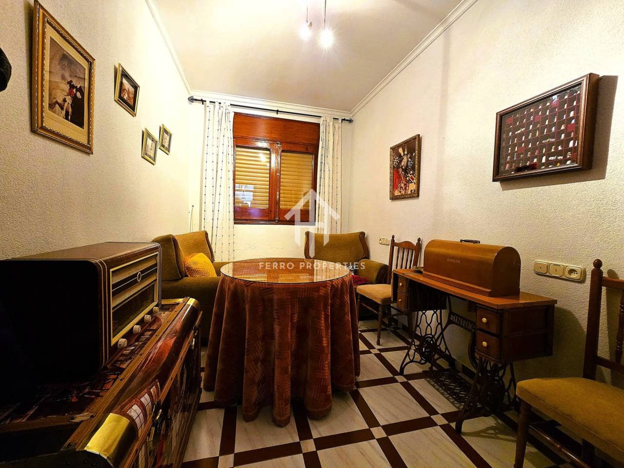 5 bedroom Apartment for sale in Algarinejo with garage - € 299,900 (Ref: 9761624)