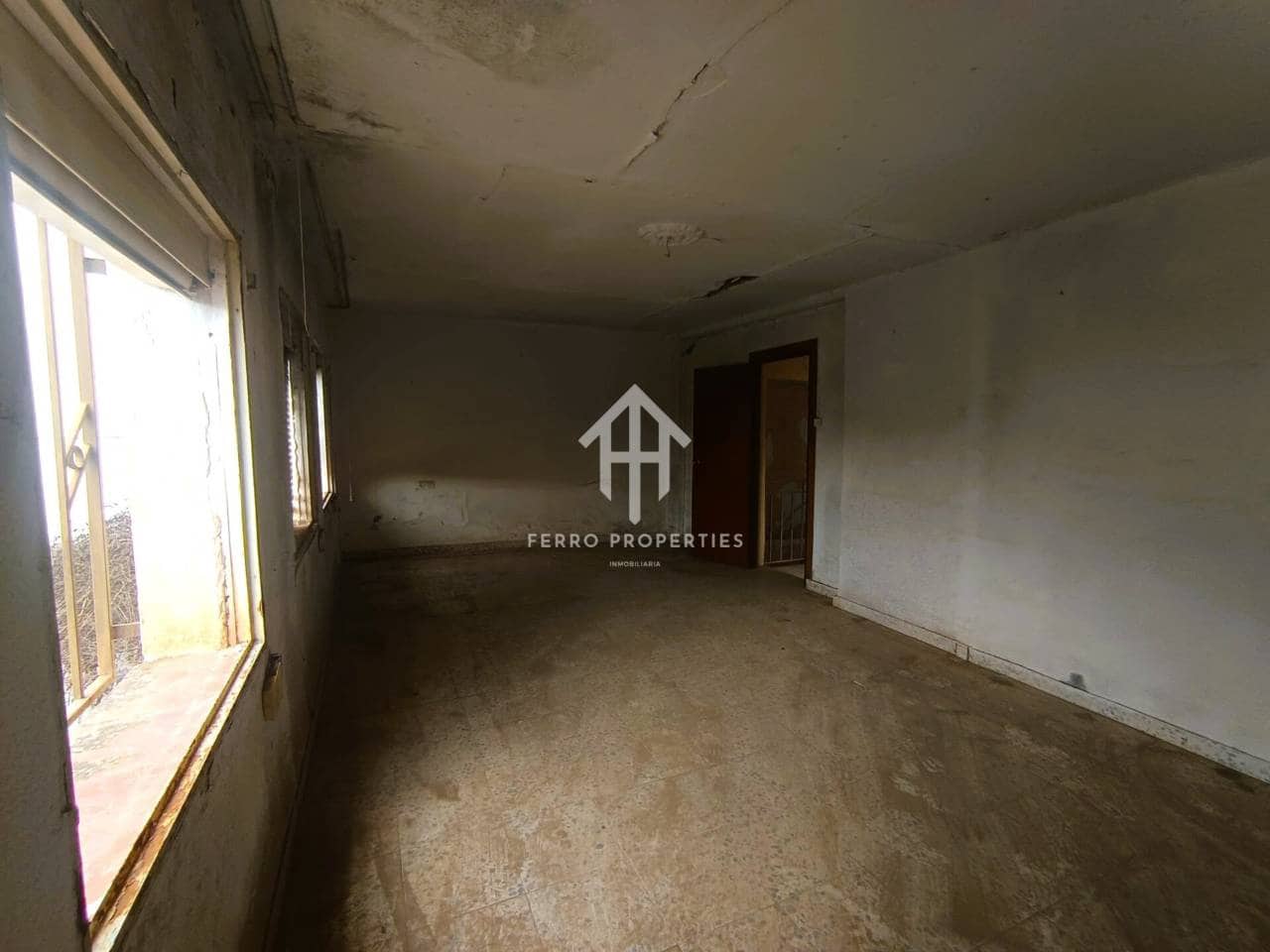 3 bedroom Townhouse for sale in Loja - € 37,000 (Ref: 9770207)