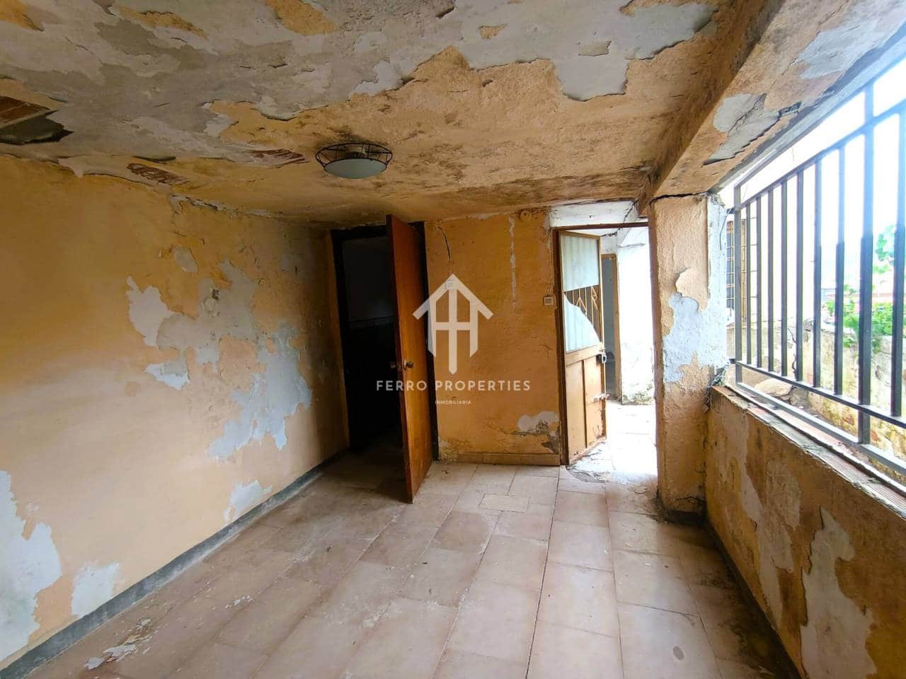 3 bedroom Townhouse for sale in Loja - € 37,000 (Ref: 9770207)