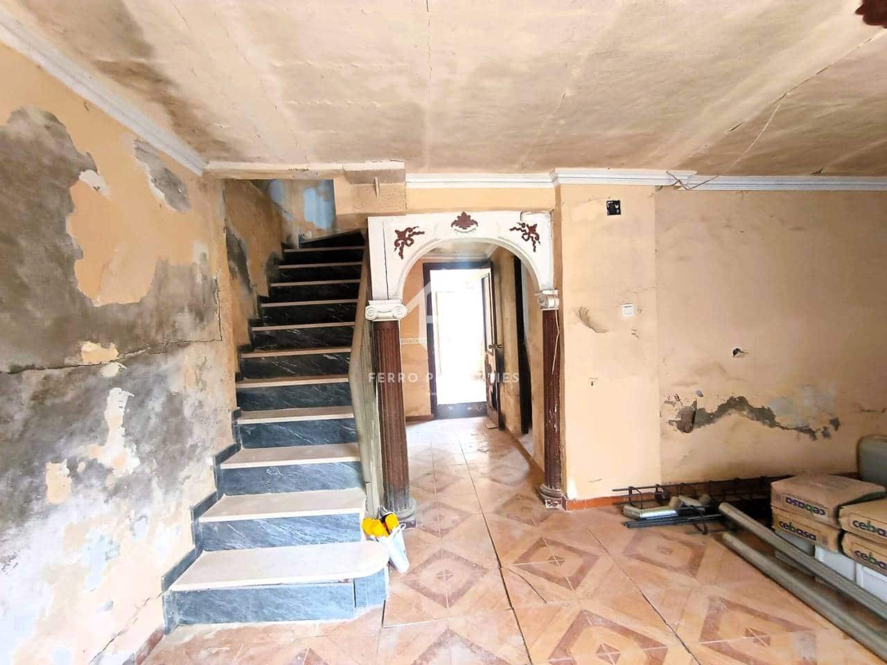 3 bedroom Townhouse for sale in Loja - € 37,000 (Ref: 9770207)