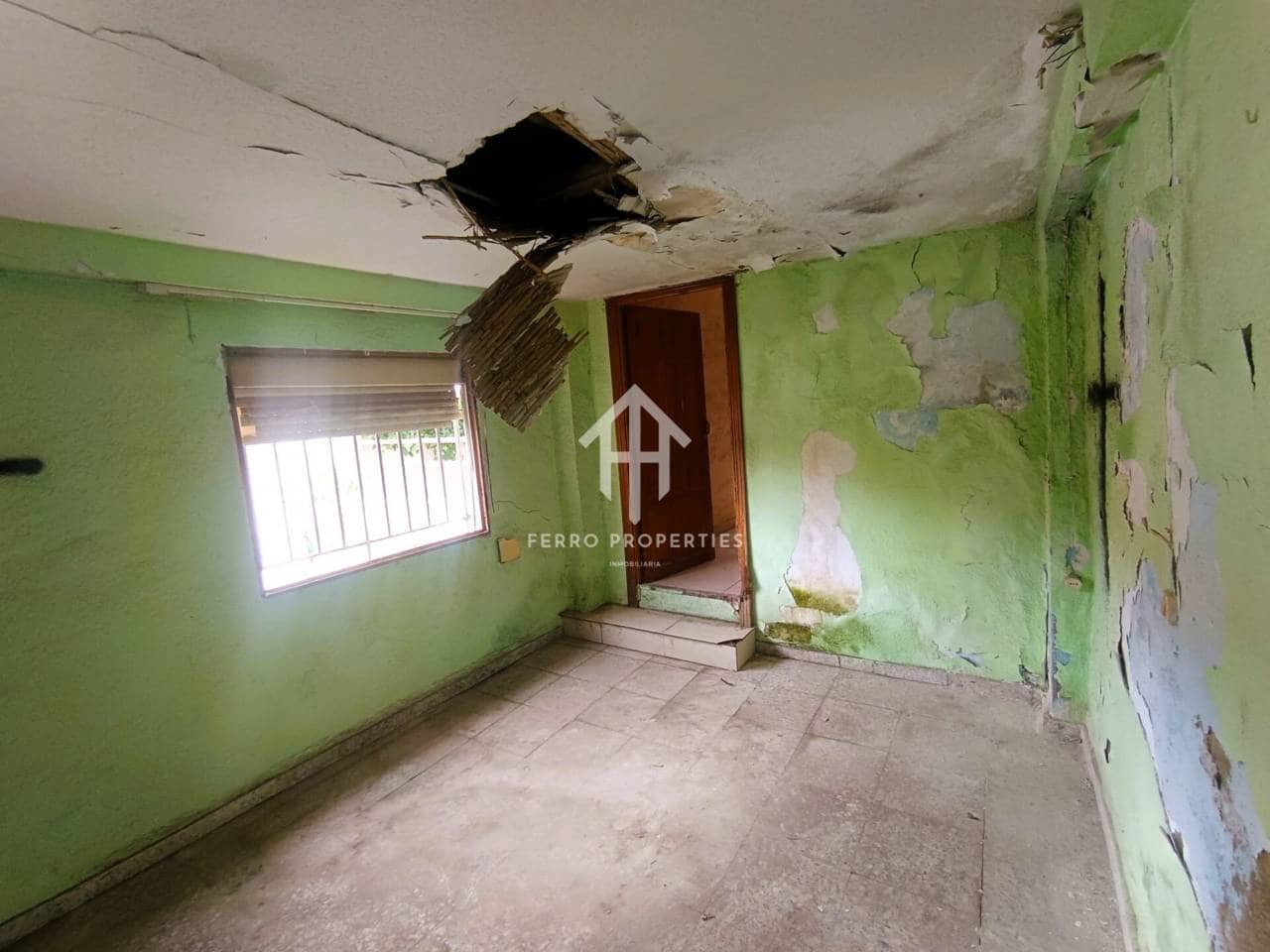 3 bedroom Townhouse for sale in Loja - € 37,000 (Ref: 9770207)