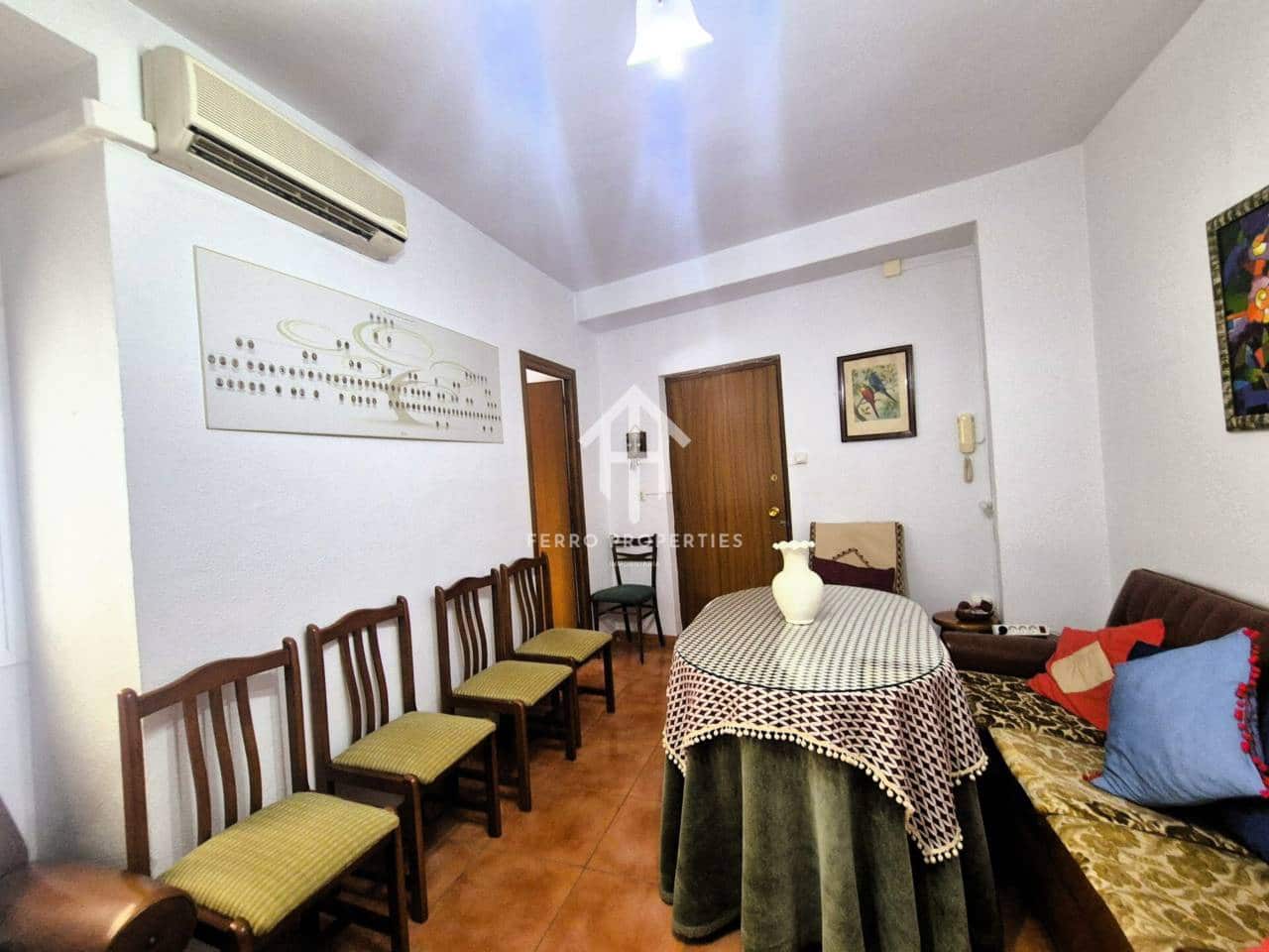 10 soverom Hus til salgs i Loja med garasje - € 139 000 (Ref: 9777528)