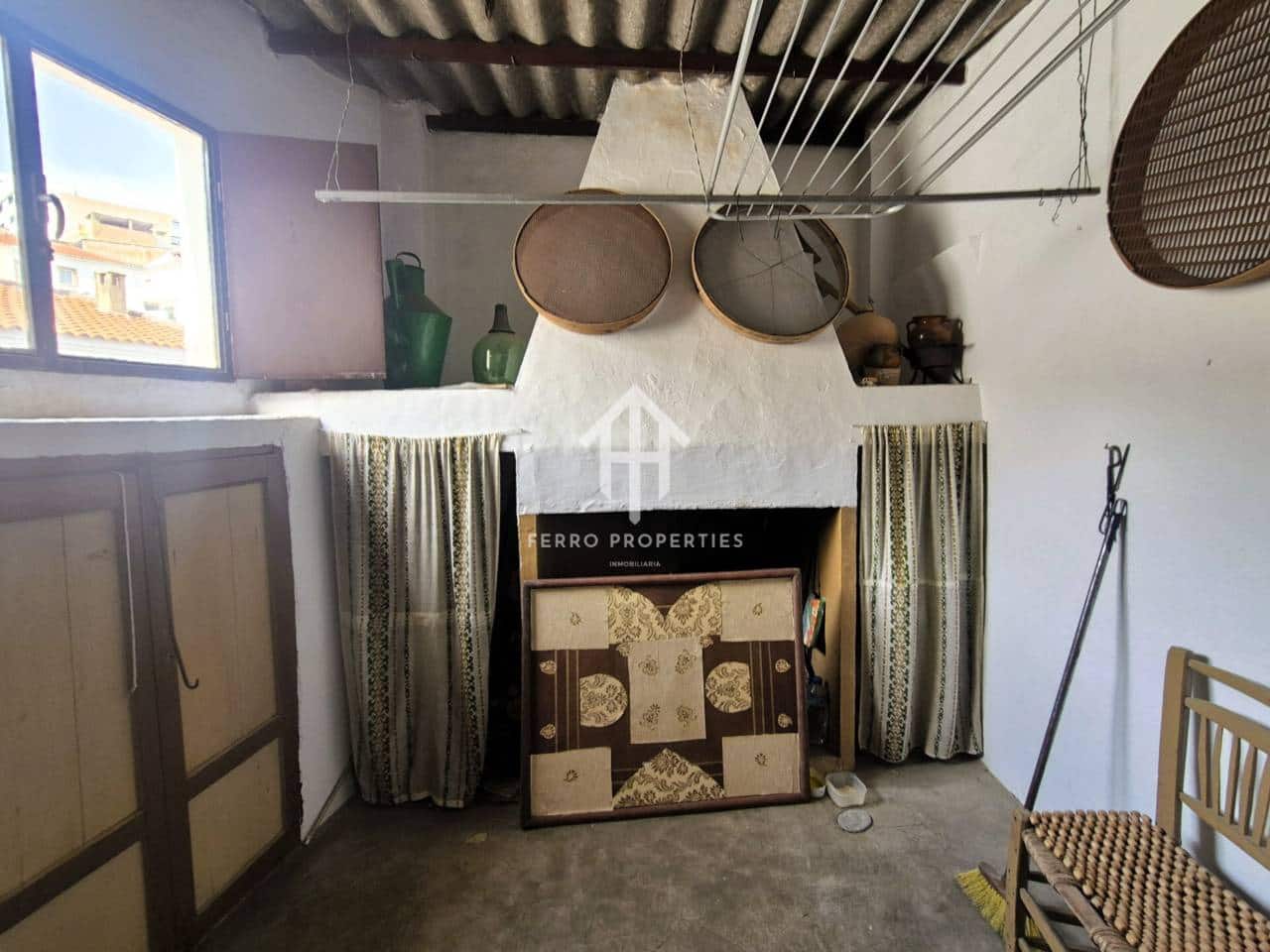 10 soverom Hus til salgs i Loja med garasje - € 139 000 (Ref: 9777528)