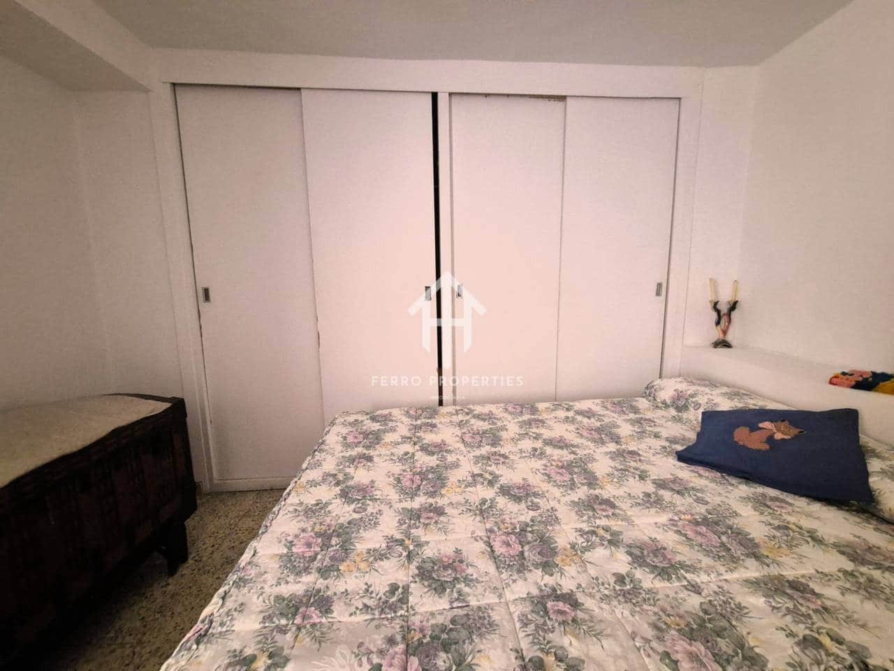 10 soverom Hus til salgs i Loja med garasje - € 139 000 (Ref: 9777528)