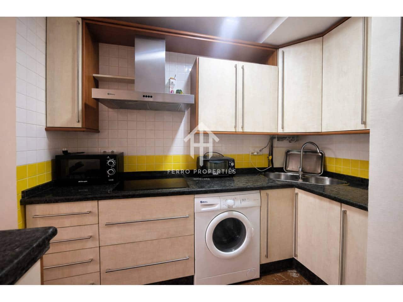 2 Zimmer Wohnung zu vermieten in Loja - 650 € (Ref: 9780047)