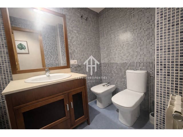 2 Zimmer Wohnung zu vermieten in Loja - 650 € (Ref: 9780047)