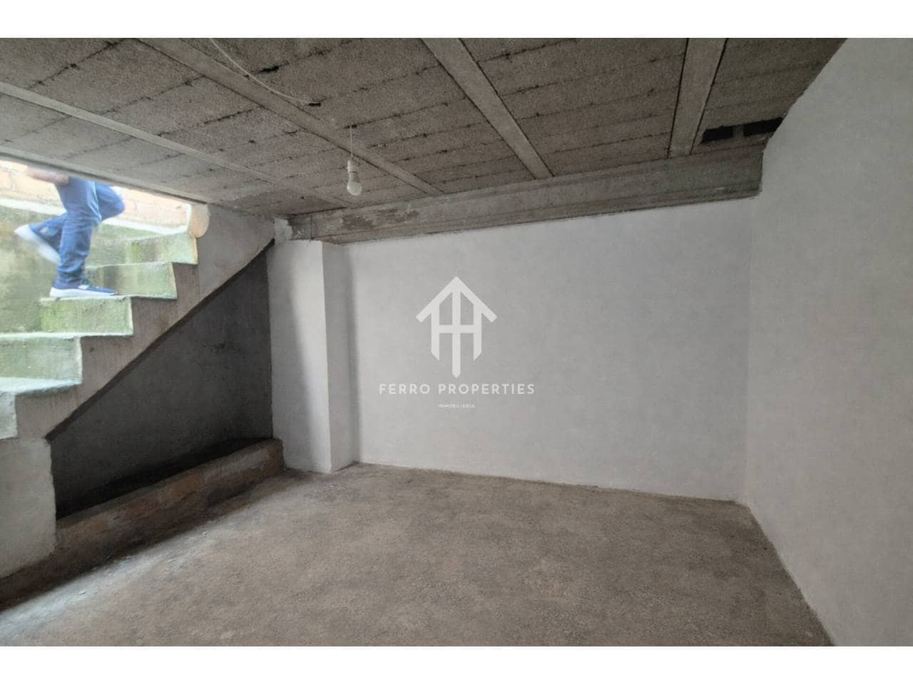 Garaje en Loja en venta - 50.000 € (Ref: 9782932)