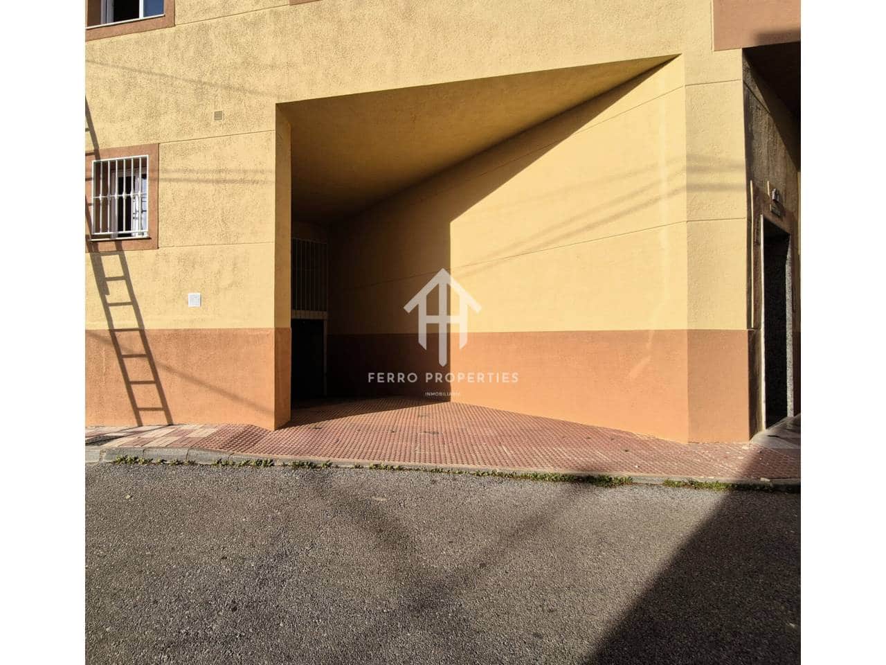 Garaż na sprzedaż w Albolote - 12 000 € (Ref: 9782935)