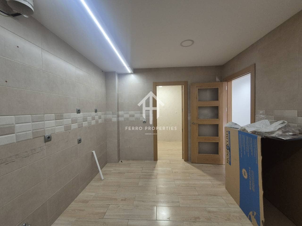 2 slaapkamer Flat te koop in Loja - € 130.000 (Ref: 9783523)