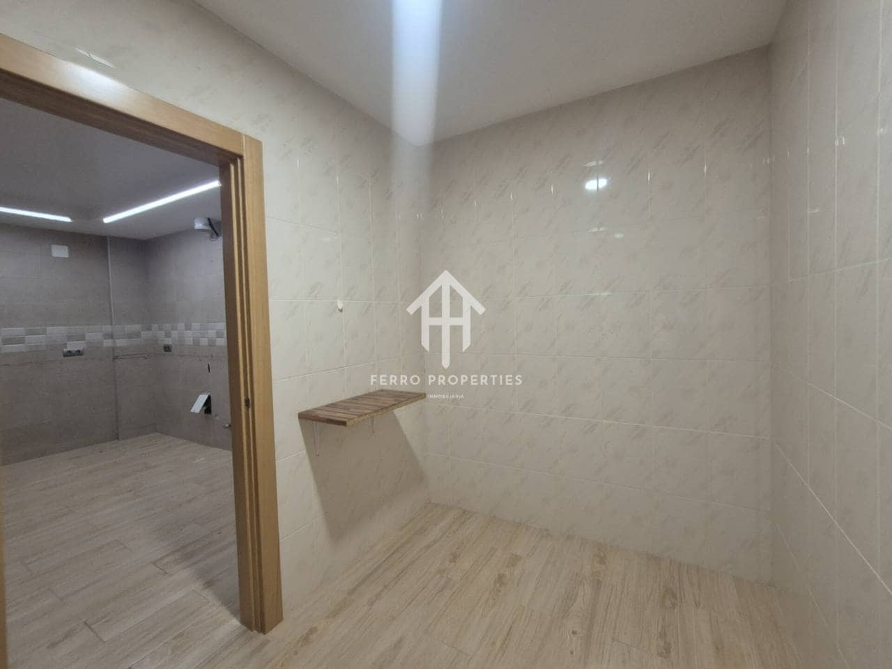 2 slaapkamer Flat te koop in Loja - € 130.000 (Ref: 9783523)