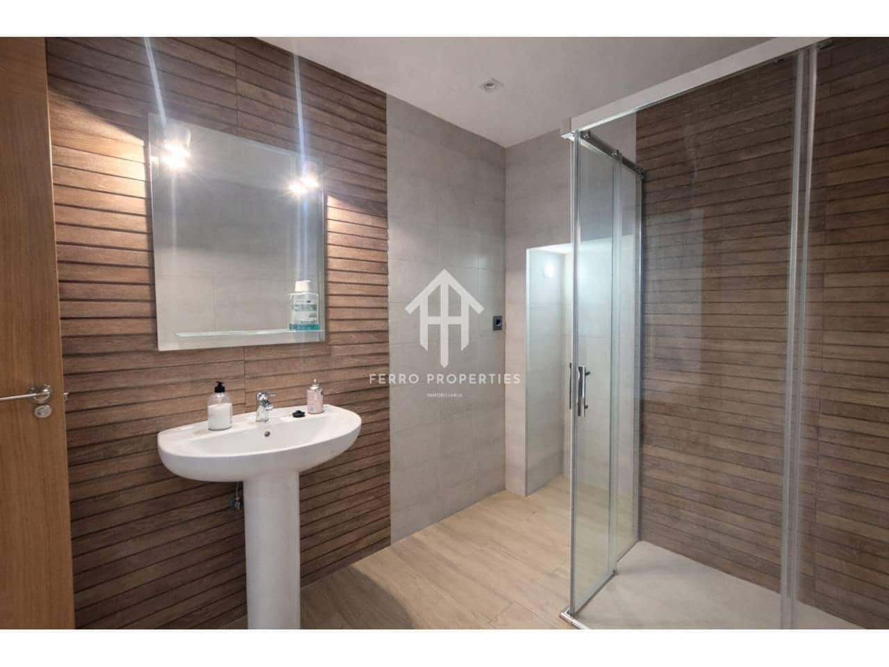 2 slaapkamer Flat te koop in Loja - € 130.000 (Ref: 9783523)