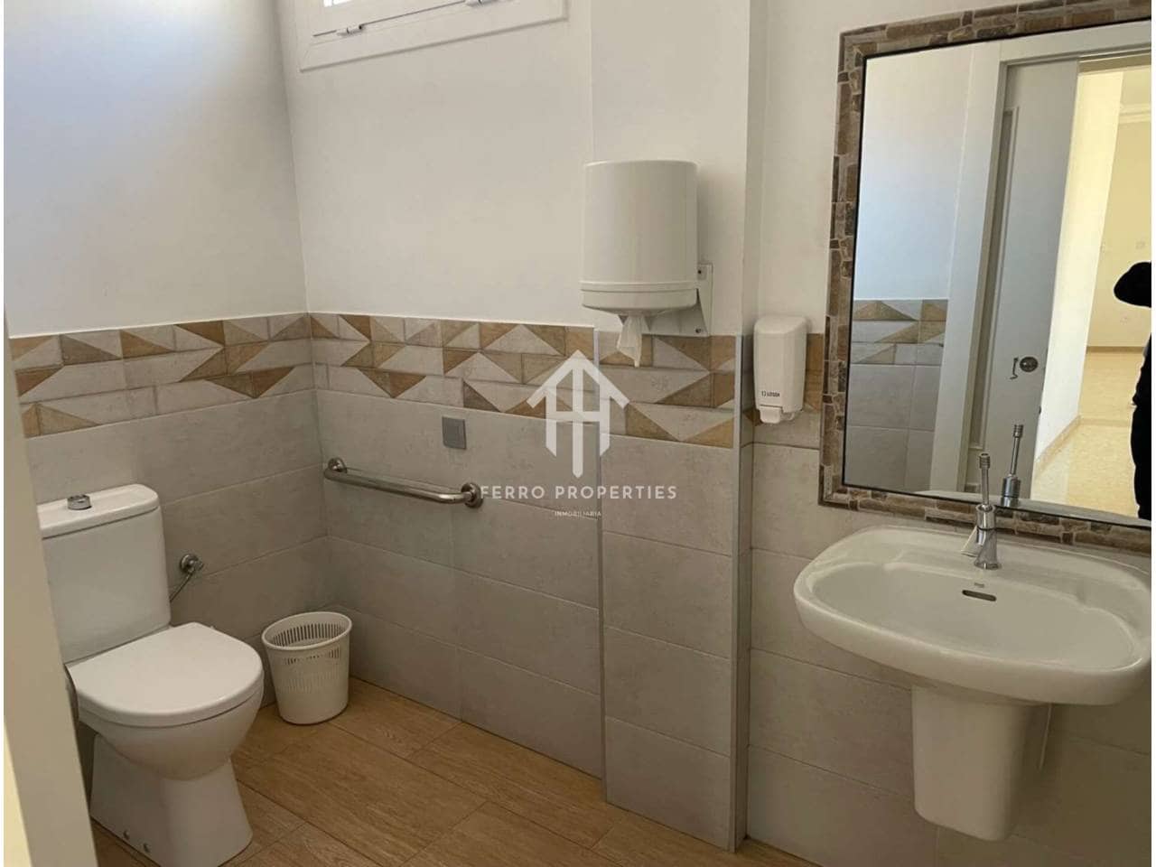 Restaurant/Bar for sale in Riofrio - € 650,000 (Ref: 9788081)