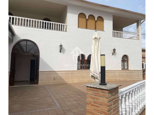 Restaurant/Bar for sale in Riofrío, Loja - € 650,000 (Ref: 9788081)