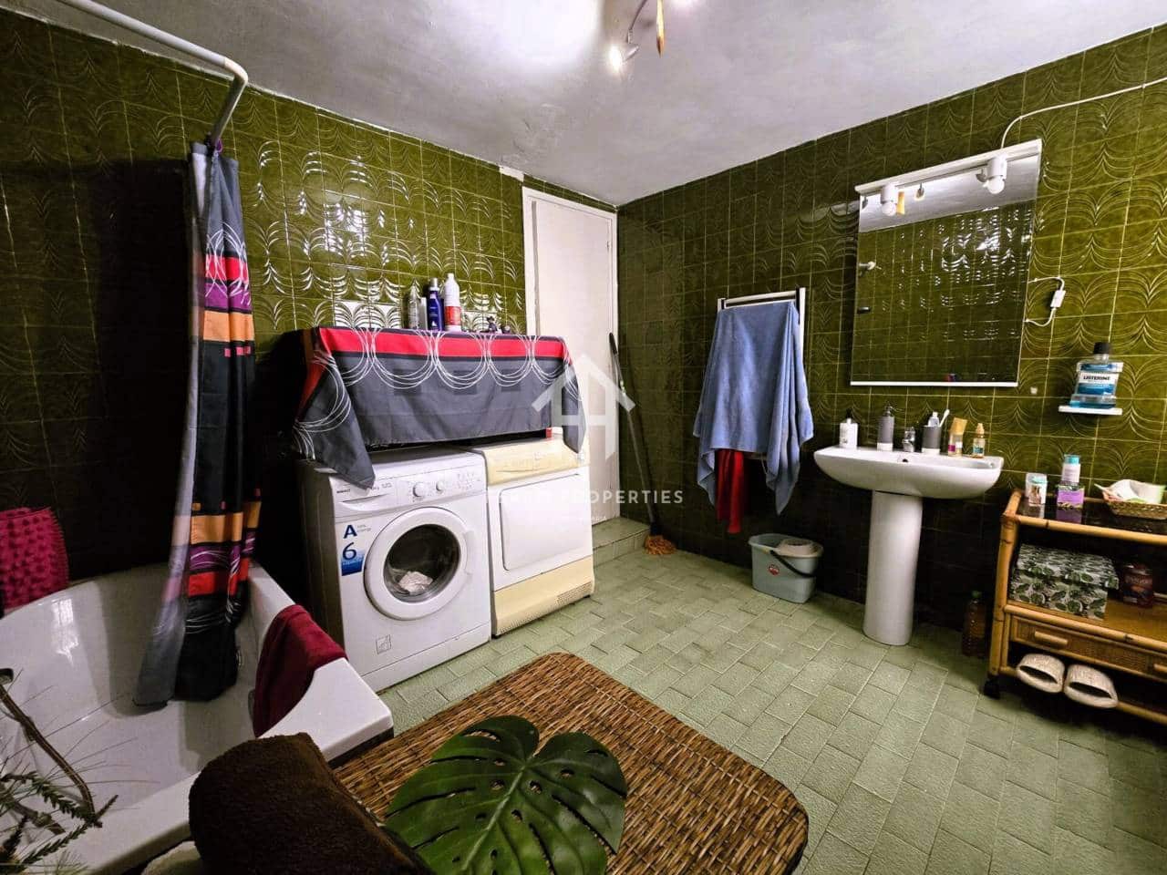 3 Zimmer Haus zu verkaufen in Loja - 119.900 € (Ref: 9788082)