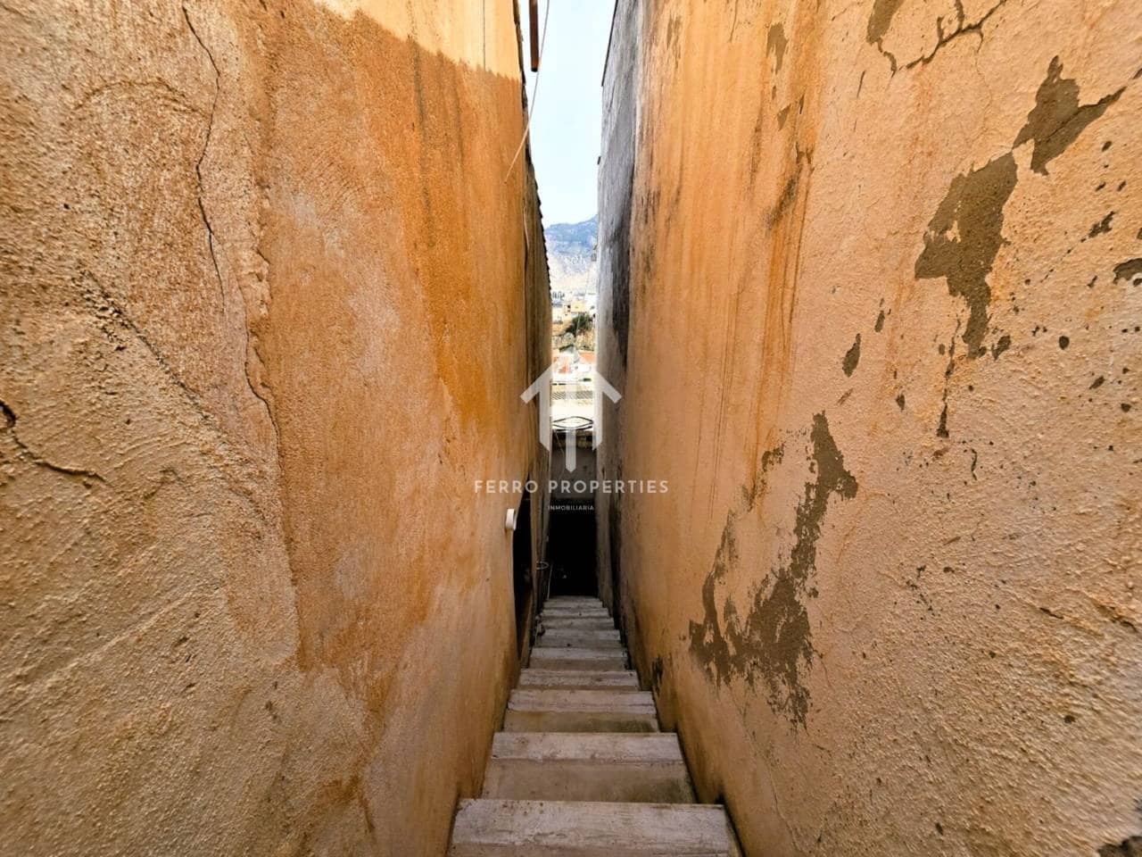 3 Zimmer Haus zu verkaufen in Loja - 119.900 € (Ref: 9788082)