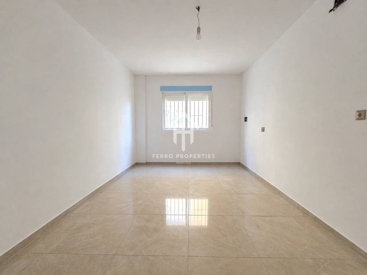 6 sovrum Hus till salu i Peligros med garage - 217 000 € (Ref: 9796092)