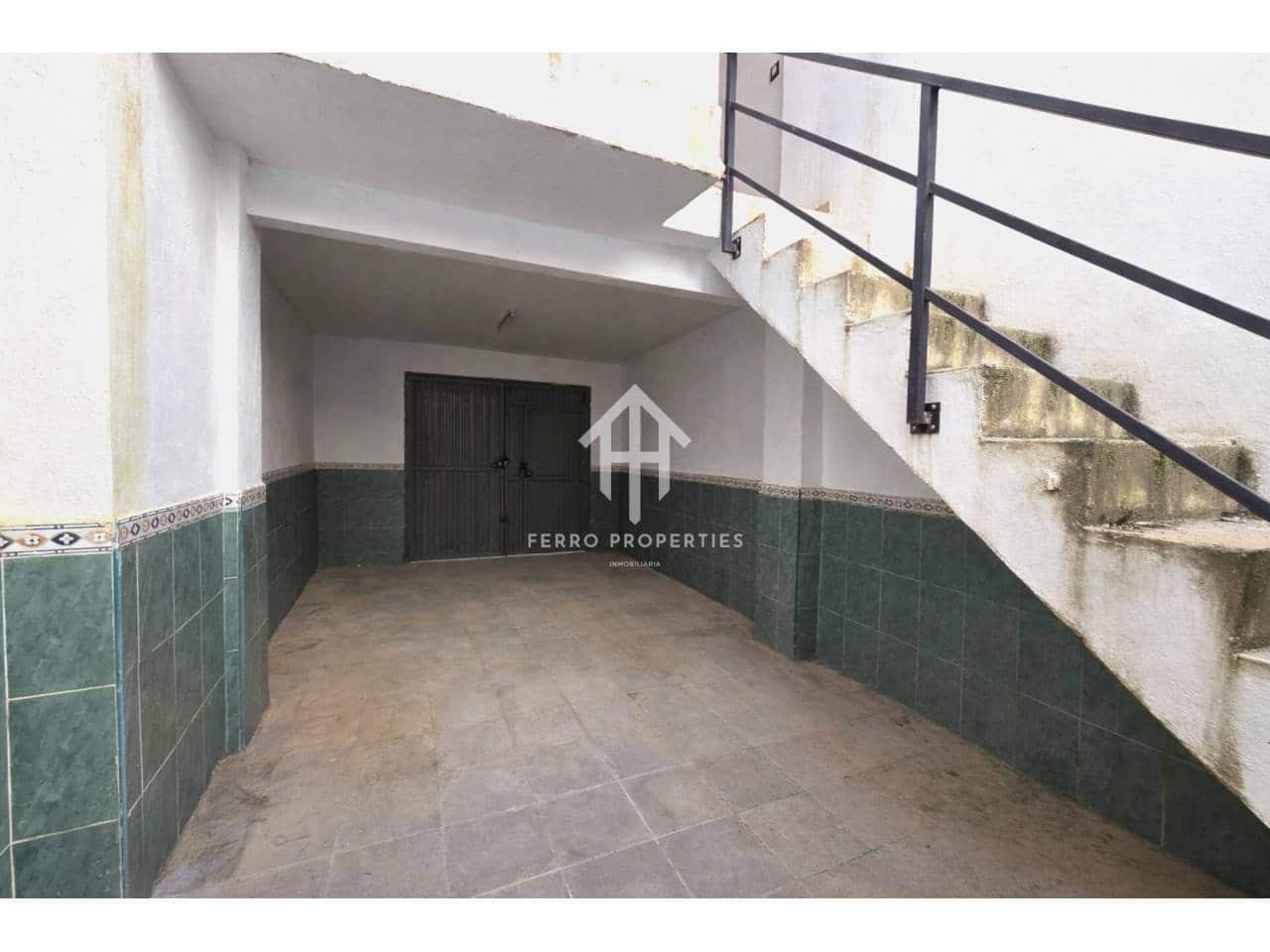 6 sovrum Hus till salu i Peligros med garage - 217 000 € (Ref: 9796092)